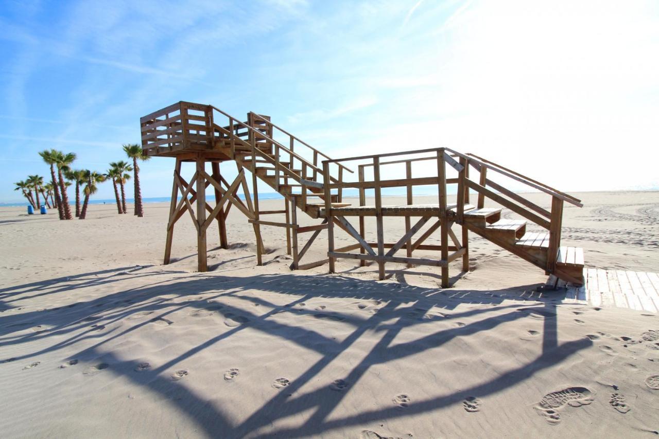 Global Properties, Las Dachas 1 - Apartamento En Primera Linea De Playa 卡耐特蒂贝兰格 外观 照片