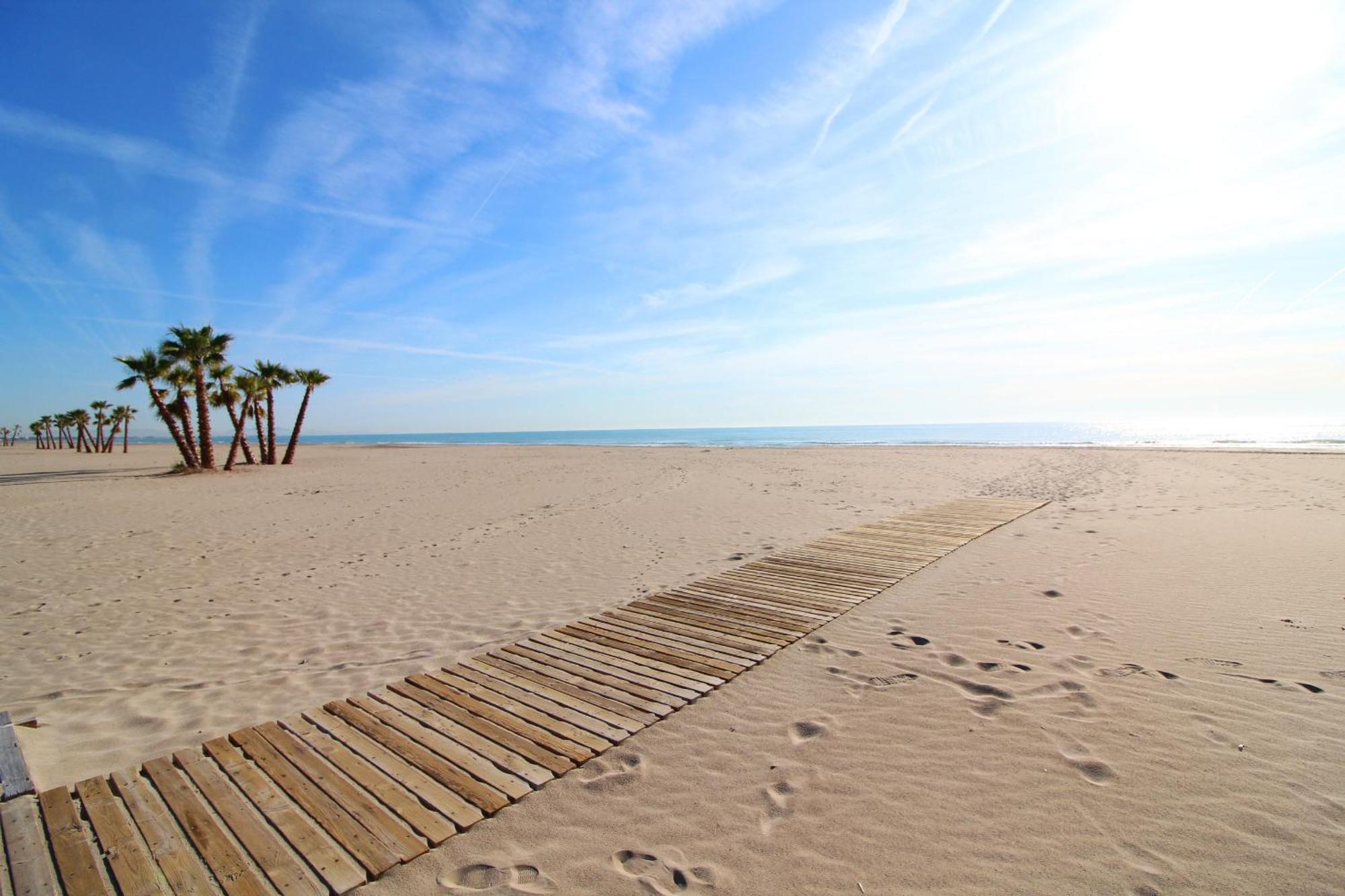 Global Properties, Las Dachas 1 - Apartamento En Primera Linea De Playa 卡耐特蒂贝兰格 外观 照片